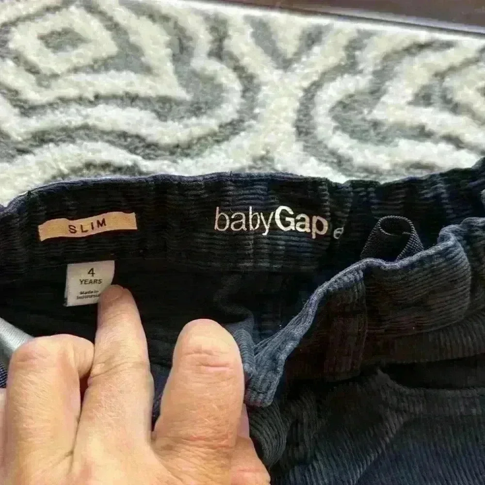 Gap Cords size 4 boys
